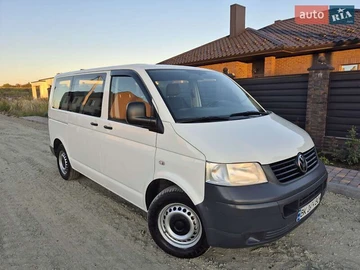 Авто Volkswagen Transporter 2008 № 8001437