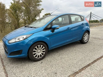 Авто Ford Fiesta 2015 № 8001441