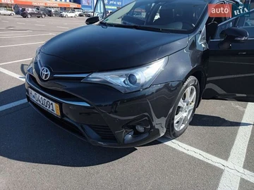 Авто Toyota Avensis 2015 № 8001582