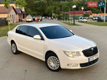 Авто Skoda Superb 2009 № 8001769