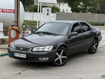 Авто Toyota Camry 2001 № 8001914