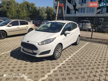 Авто Ford Fiesta 2015 № 8001941