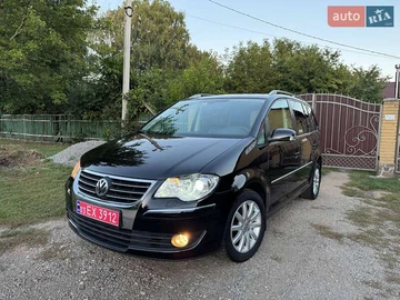 Авто Volkswagen Touran 2007 № 8001952