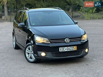 Авто Volkswagen Touran 2012 № 8002009