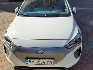 Авто Hyundai Ioniq 2017 № 8002035