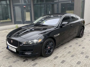 Авто Jaguar Xe 2016 № 8002071