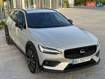 Авто Volvo V60 Cross Country 2020 № 8002421