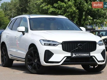 Авто Volvo Xc60 2020 № 8002428