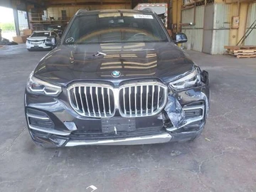 Авто BMW X5 2023 № 8002437