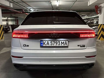 Авто Audi Q8 2019 № 8002440