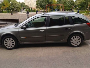 Авто Renault Laguna 2002 № 8002454