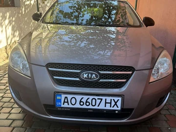 Авто KIA Ceed 2008 № 8002644