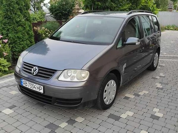 Авто Volkswagen Touran 2003 № 8002812