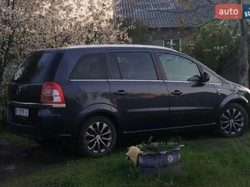 Авто Opel Zafira 2010 № 8002813