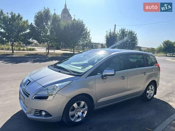 Авто Peugeot 5008 2010 № 8002897