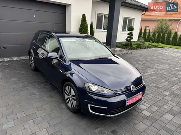 Авто Volkswagen E-Golf 2015 № 8002930