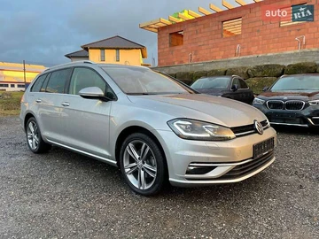 Авто Volkswagen Golf 2017 № 8003107