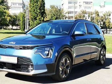 Авто KIA Niro 2023 № 8003197