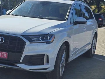 Авто Audi Q7 2021 № 8003366