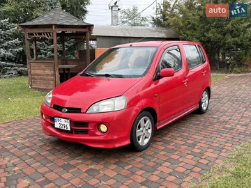 Авто Daihatsu Yrv 2002 № 8003412