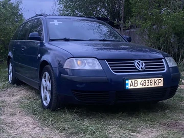 Авто Volkswagen Passat 2003 № 8003424