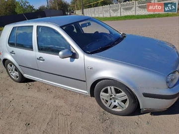 Авто Volkswagen Golf 2002 № 8003452