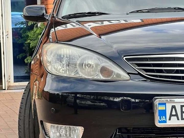 Авто Toyota Camry 2005 № 8003807