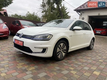 Авто Volkswagen E-Golf 2015 № 8003844
