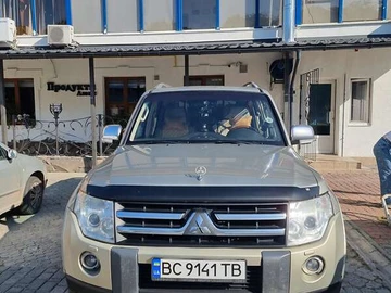 Авто Mitsubishi Pajero Wagon 2008 № 8003902
