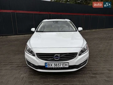 Авто Volvo S60 2015 № 8004077