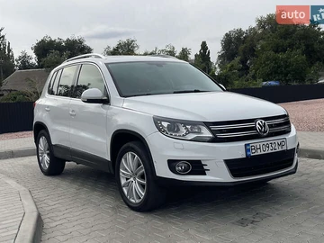 Авто Volkswagen Tiguan 2015 № 8004215
