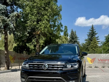 Авто Volkswagen Tiguan 2021 № 8004239