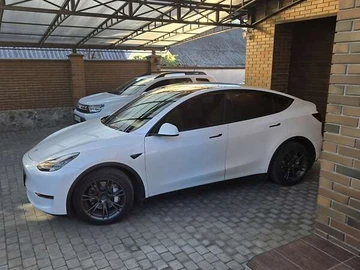 Авто Tesla Model Y 2020 № 8004256
