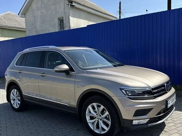 Авто Volkswagen Tiguan 2017 № 8004311