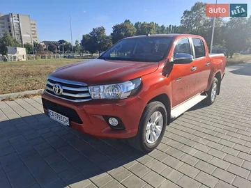 Авто Toyota Hilux 2019 № 8004319