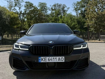 Авто BMW 5 Series 2018 № 8004331