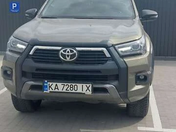 Авто Toyota Hilux 2020 № 8004346