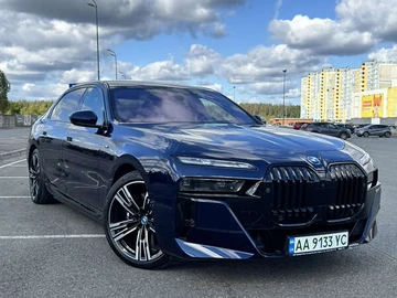 Авто BMW I7 2023 № 8004477