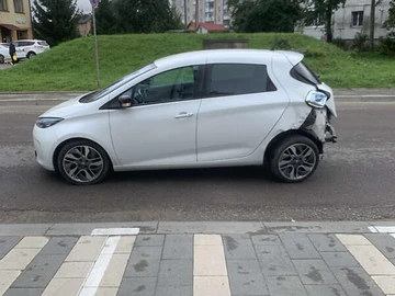 Авто Renault Zoe 2016 № 8004671