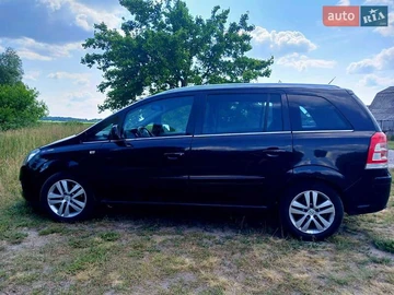 Авто Opel Zafira 2010 № 8004788