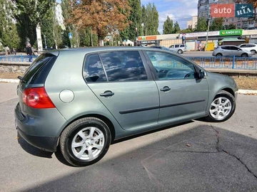 Авто Volkswagen Golf 2003 № 8004792