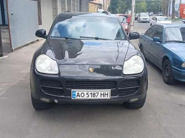 Авто Porsche Cayenne 2004 № 8004900