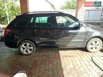 Авто Skoda Fabia 2011 № 8004936