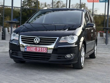 Авто Volkswagen Touran 2009 № 8005084