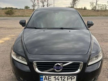 Авто Volvo V50 2010 № 8005093