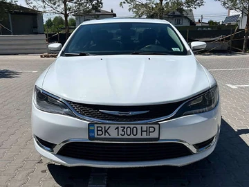 Авто Chrysler 200 2015 № 8005114