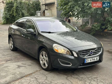 Авто Volvo S60 2011 № 8005157