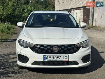 Авто Fiat Tipo 2016 № 8005218