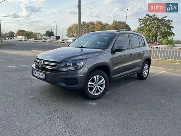 Авто Volkswagen Tiguan 2015 № 8005393