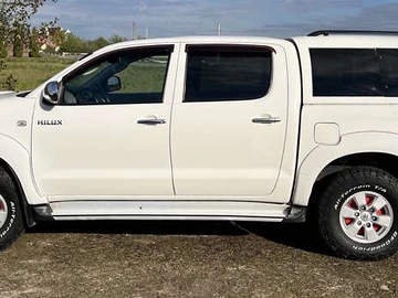 Авто Toyota Hilux 2010 № 8005613